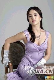 偷拍明星乳房图片大全